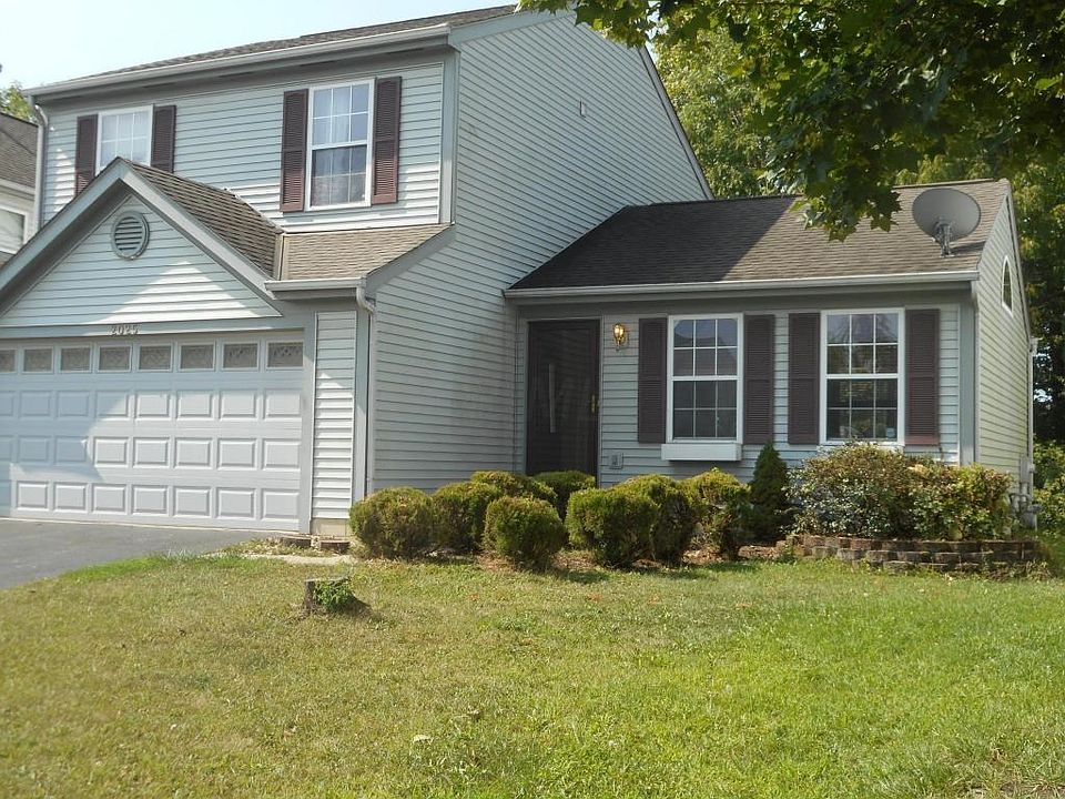 1st image of 2025 Queens Meadow Ln