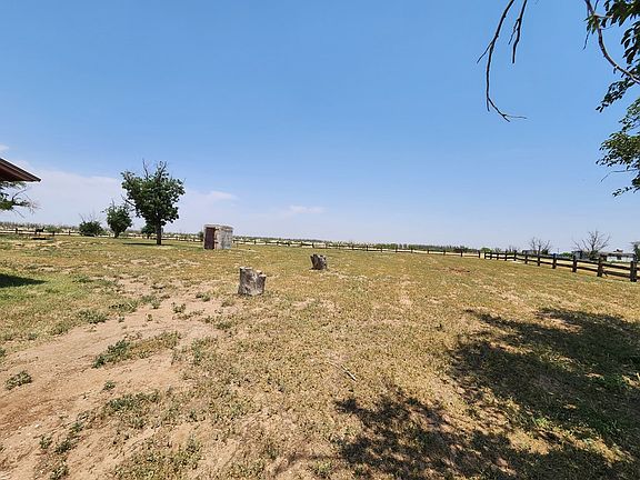 5th image of 1016 County Rd E
