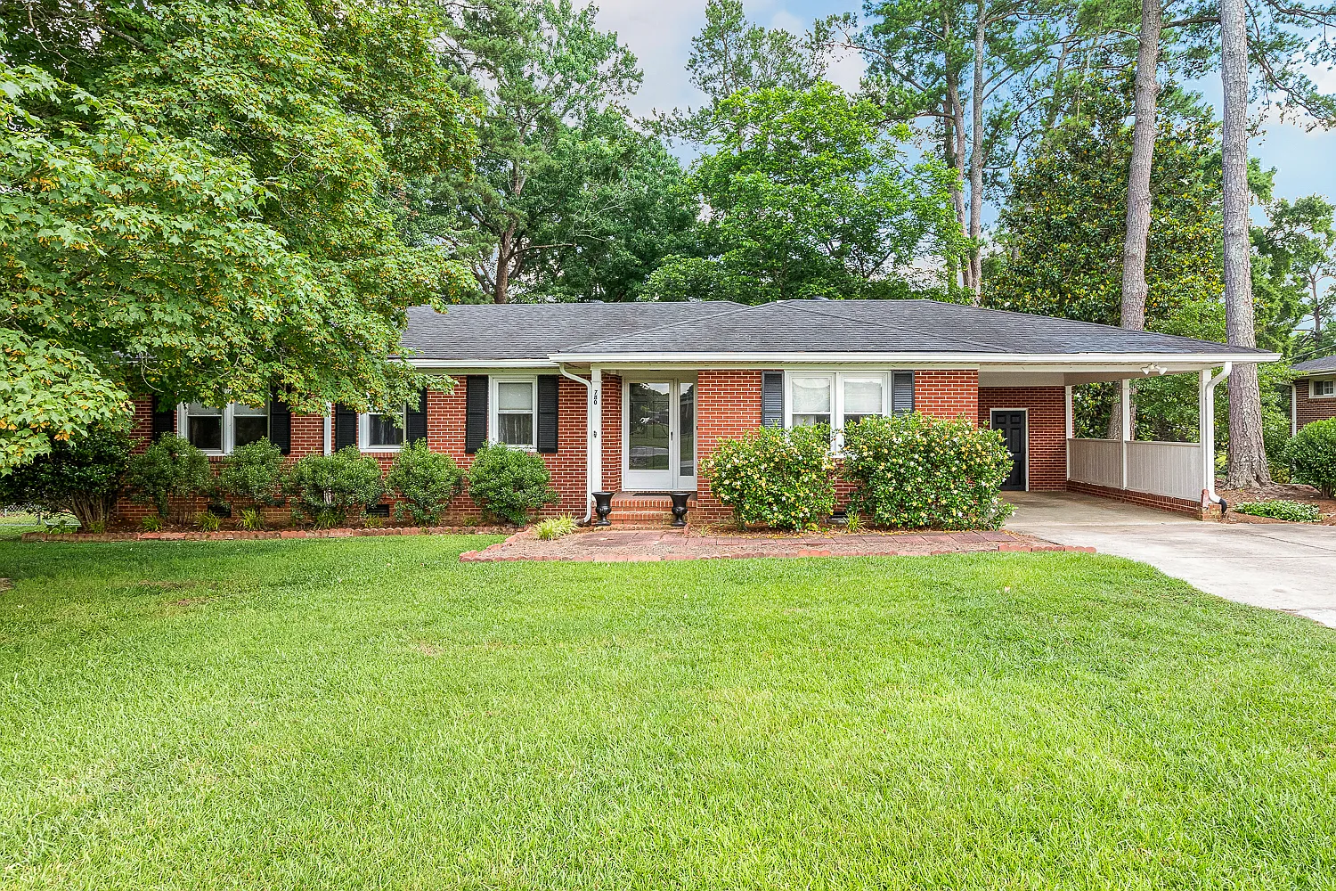 3 bed, 1467 sqft, $1,850 — Photo 2