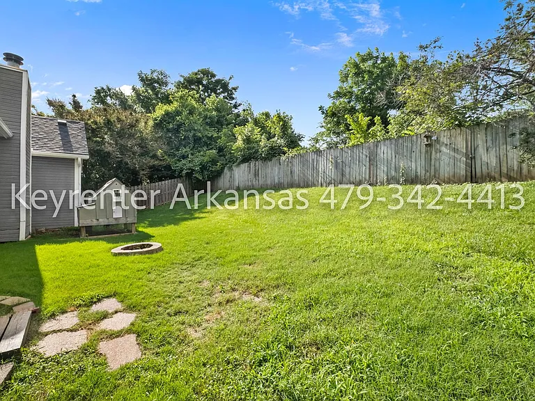 2943 E Setter St — Photo 27
