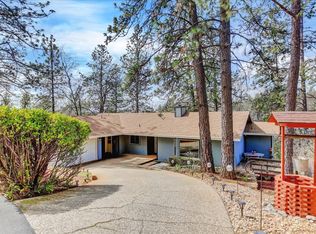 10490 Sky Cir, Grass Valley, CA 95949
