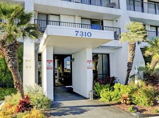 7310 Seawall Blvd APT 403, Galveston, TX 77551