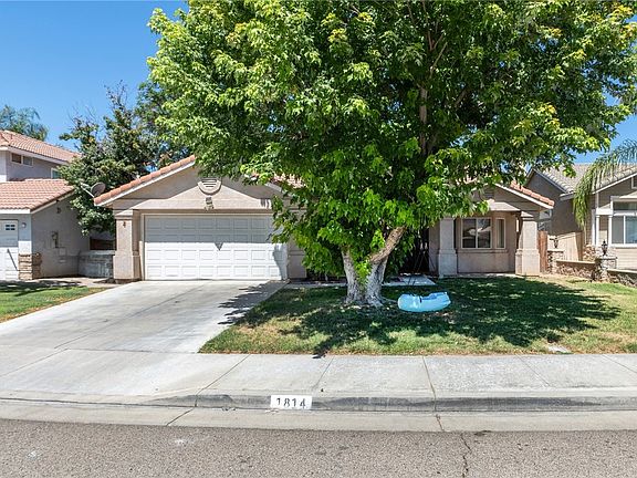 3rd image of 1814 Rosemont Cir