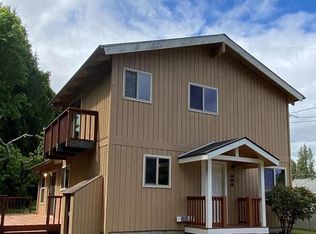 432 W 13th St, Port Angeles, WA 98362