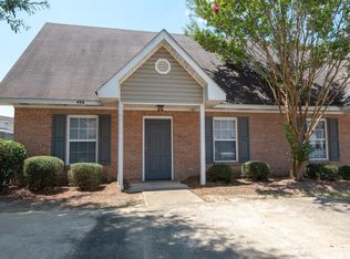 Taleeda 484-486, Auburn, AL 36832