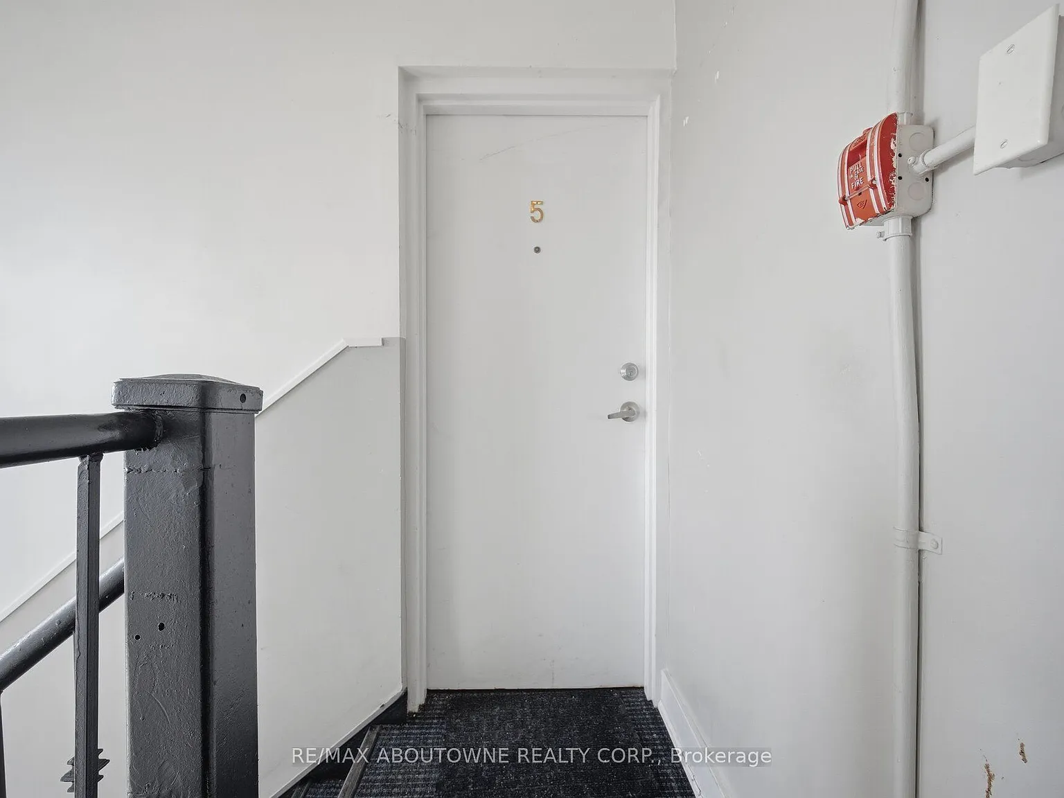 2 bed, $2,099 — Photo 4