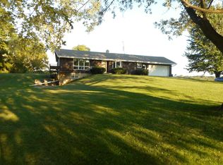 8828 Forest View Rd, Kewaskum, WI 53040