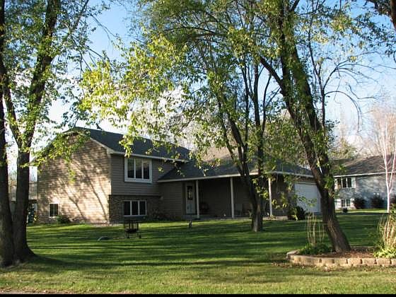 1st image of 4237 Sauk Dr