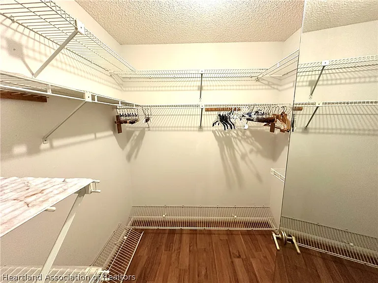 1611 Prospect St — Photo 14