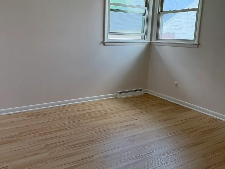 19 Pleasantview Ave #PENTHOUSE — Photo 4