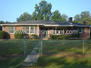 114 Hill St, Greer, SC 29651