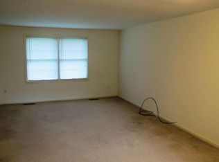 47 Wellesley Cir, Glen Echo, MD 20812