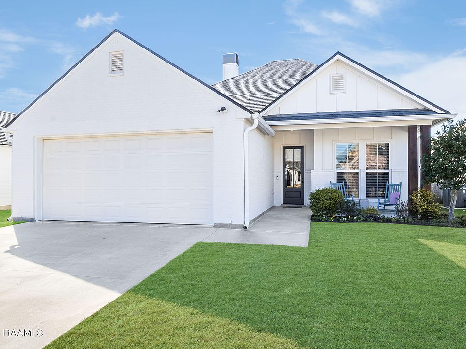 1st image of 202 San Sebastian Dr