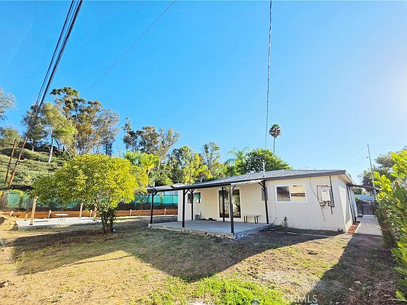 3rd image of 305 Colston Ave