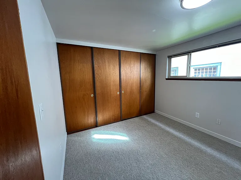 103 E Lynn St #202 — Photo 12