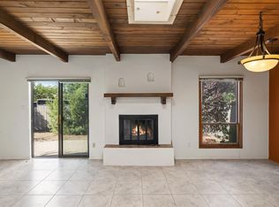 2964 Plaza Blanca, Santa Fe, NM 87507