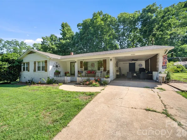 44080 Woodhurst Rd #26, New London, NC 28127