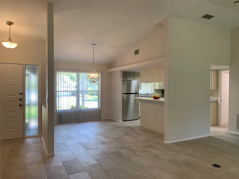 2193 Cork Oak St E — Photo 7