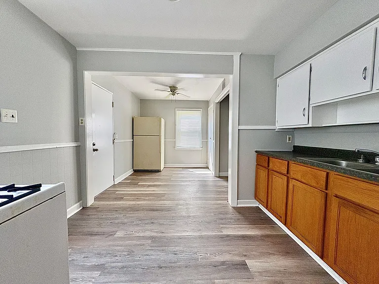 1513 Wilber St — Photo 4