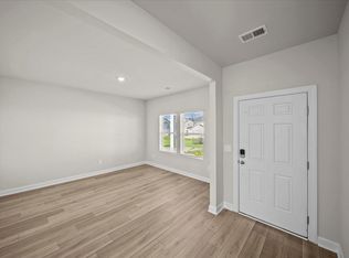 911 Rising Oak Ct, Spartanburg, SC 29301