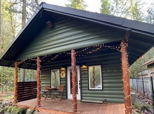 71042 E Salmonberry Rd, Rhododendron, OR 97049