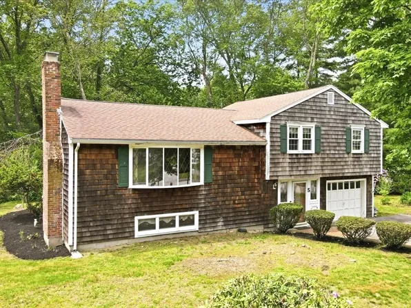5 Spring Valley Rd, Medfield, MA 02052