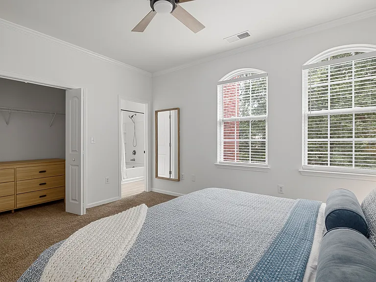 1123 Central Park Cir — Photo 14