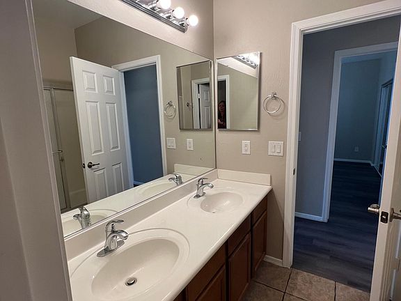 5th image of 1538 E Cassia Ct