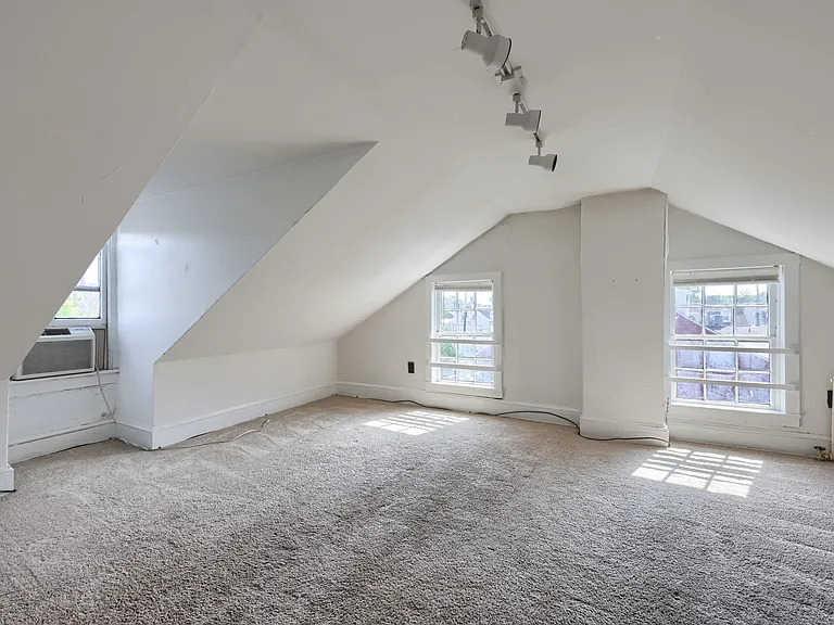 240 E Frederick St #2 — Photo 24