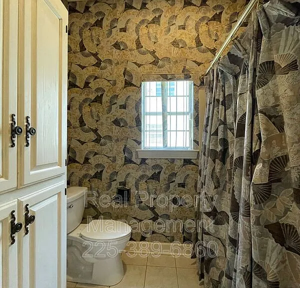 1022 Wooddale Blvd — Photo 32