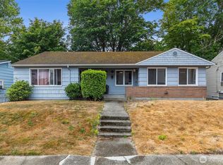 10450 Alderbrook Place NW, Seattle, WA