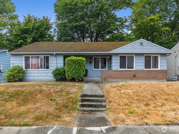 10450 Alderbrook Place NW, Seattle, WA 98177