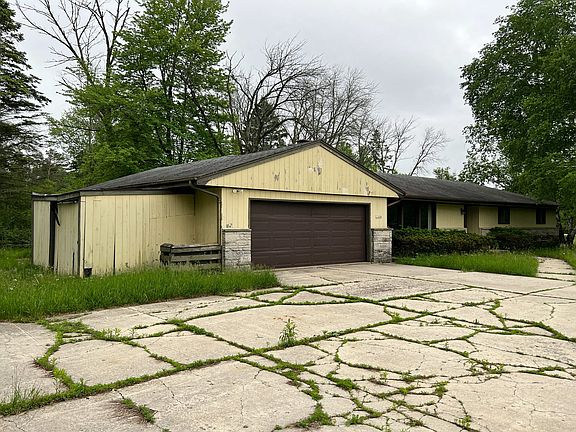 4th image of 11404 N Pinehurst Cir