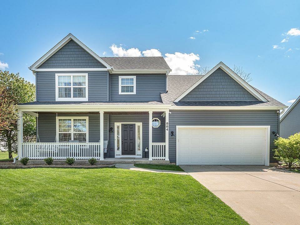 New roof and siding in August 2019!  Check out that concrete driveway too.