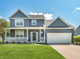 884 Canyon Trl, Yorkville, IL 60560