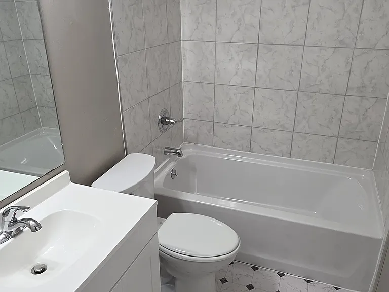 4711 Dohn Rd — Photo 11