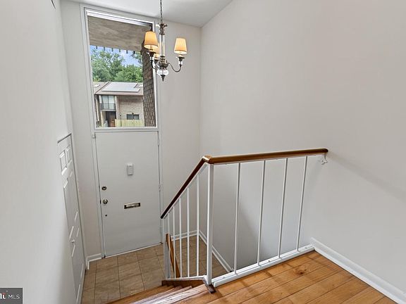 4th image of 9217 Three Oaks Dr