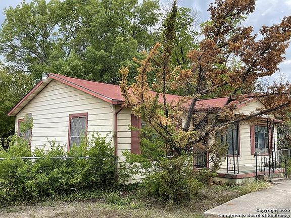 2nd image of 802 Patton Blvd