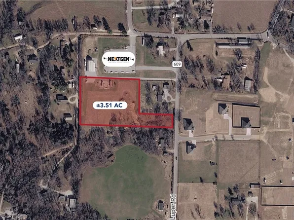 Luper Rd, Lowell, AR 72745