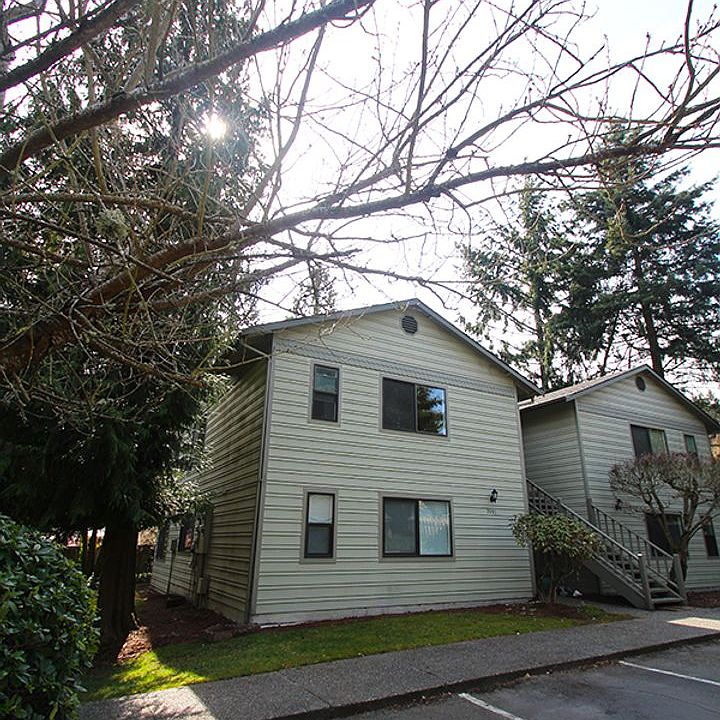 1st image of 9901 NE 134th Ct APT 4