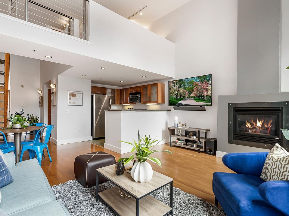 1st image of 200 Townsend St Unit 31