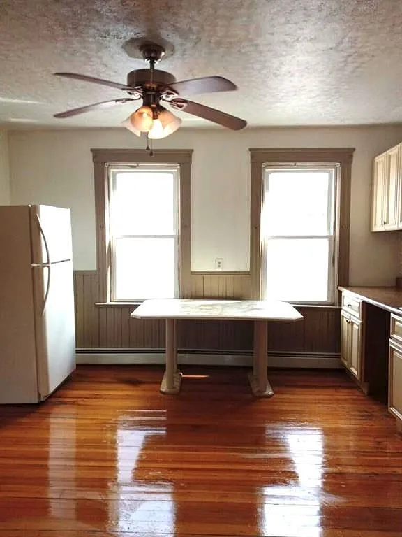 2 bed, 1.0 bath, 1188 sqft, $1,850 — Photo 3