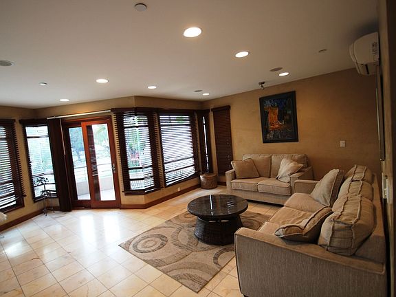 4th image of 5431 La Jolla Blvd #A