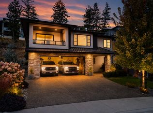 209 Summer Wood Dr, Kelowna, BC V1V 0C9