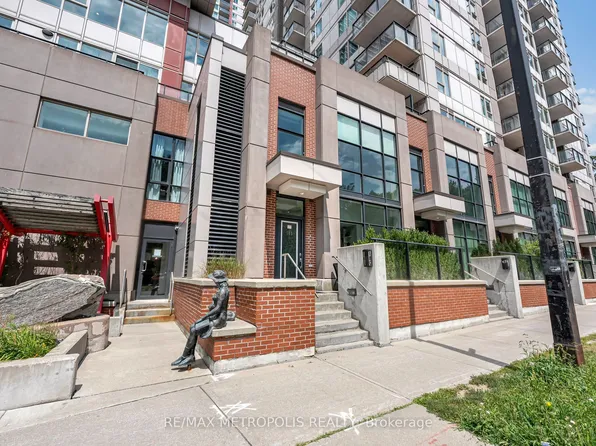 180 Borough Dr, Toronto, ON M1P 0B5