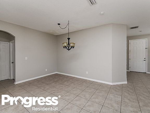 5th image of 16325 Dinsdale Dr