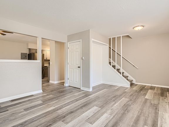 4th image of 3407 W Milan Ave