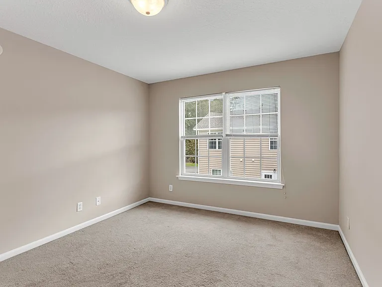 13 Cypress Ln — Photo 24