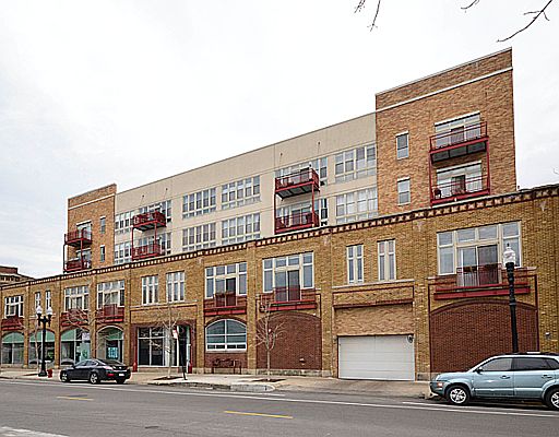 1st image of 1225 W Morse Ave APT 210