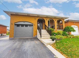 477 Queen Victoria Dr, Hamilton, ON L8W1G8